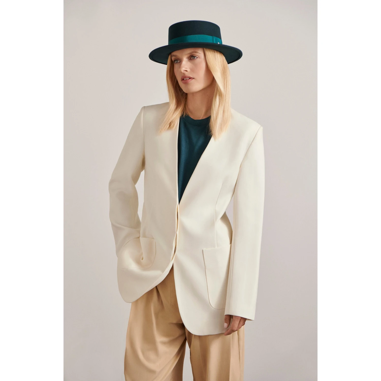 Freida 4 Freida - Image 2