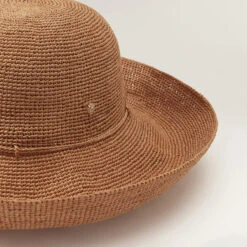 Provence 12 10 Provence 12 -Chic & Cozy HAT50110 Nougat 4