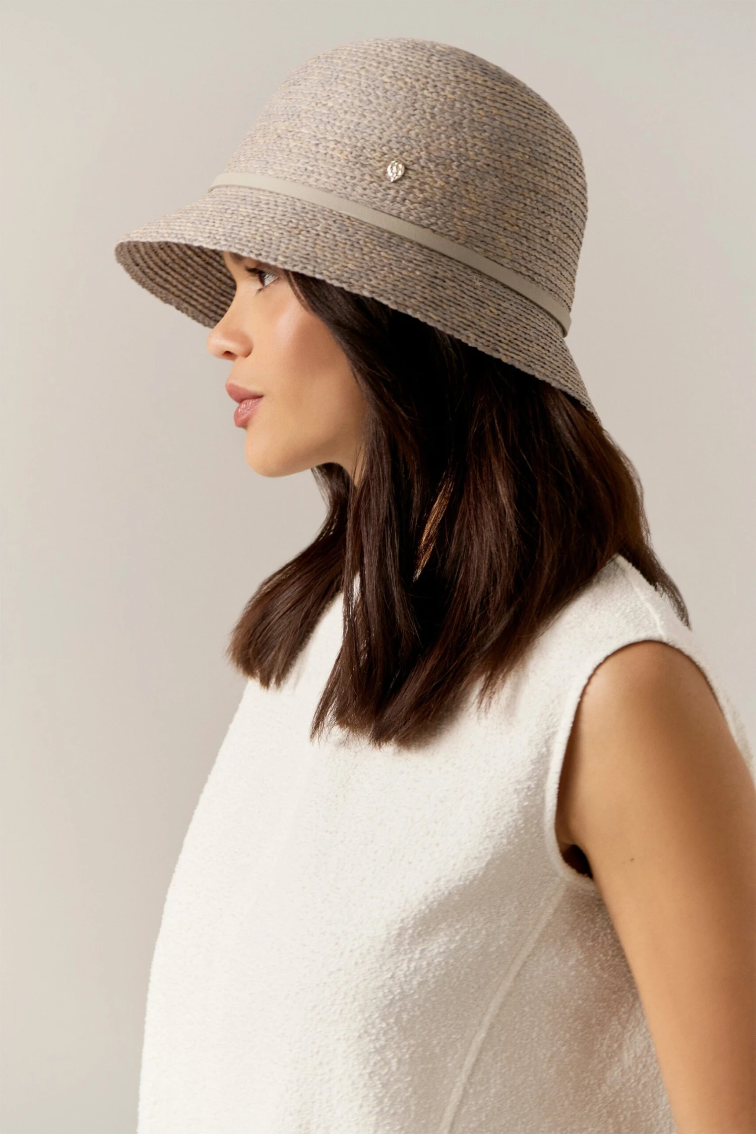 Besa 6 4 Besa 6 - Image 2