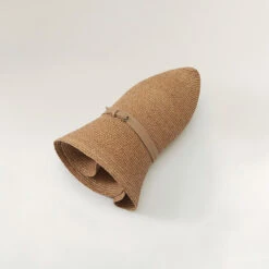 Besa 9 -Chic & Cozy HAT50173 NougatNut 7