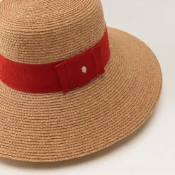 Easton -Chic & Cozy HAT51545 NOUGTROP 4