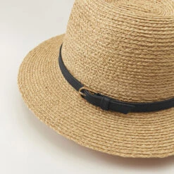 Billie 11 Billie -Chic & Cozy HAT51552 NatBlk 6