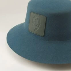 Reign -Chic & Cozy HAT51600 AlpineFor 5