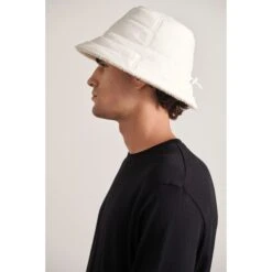 Mattill -Chic & Cozy HAT51649 WinWhite 2 545bcb19 9f27 4b3b 9c68 6f473fd16b34