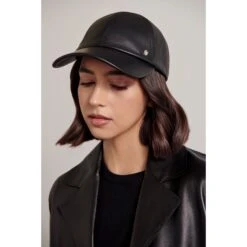Ashley -Chic & Cozy HAT51685 Black 2 1c68e191 42b4 4edb bfc8 9ff45b6172a3