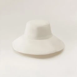 Isador 8 Isador -Chic & Cozy HAT51768 White 3