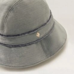 Valentine -Chic & Cozy HAT51816 RIVERROCK 4