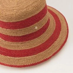 Tama -Chic & Cozy HAT51910 NOUGTROP 4