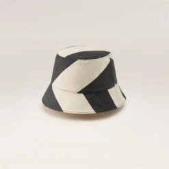 Arlo -Chic & Cozy HAT51923 BlkCocnt 3