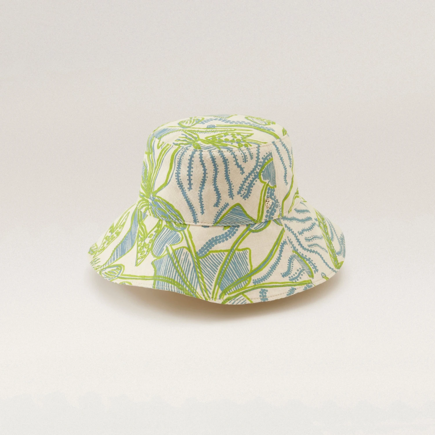 HK X Bábbarra Sky Hat 3 HK X Bábbarra Sky Hat