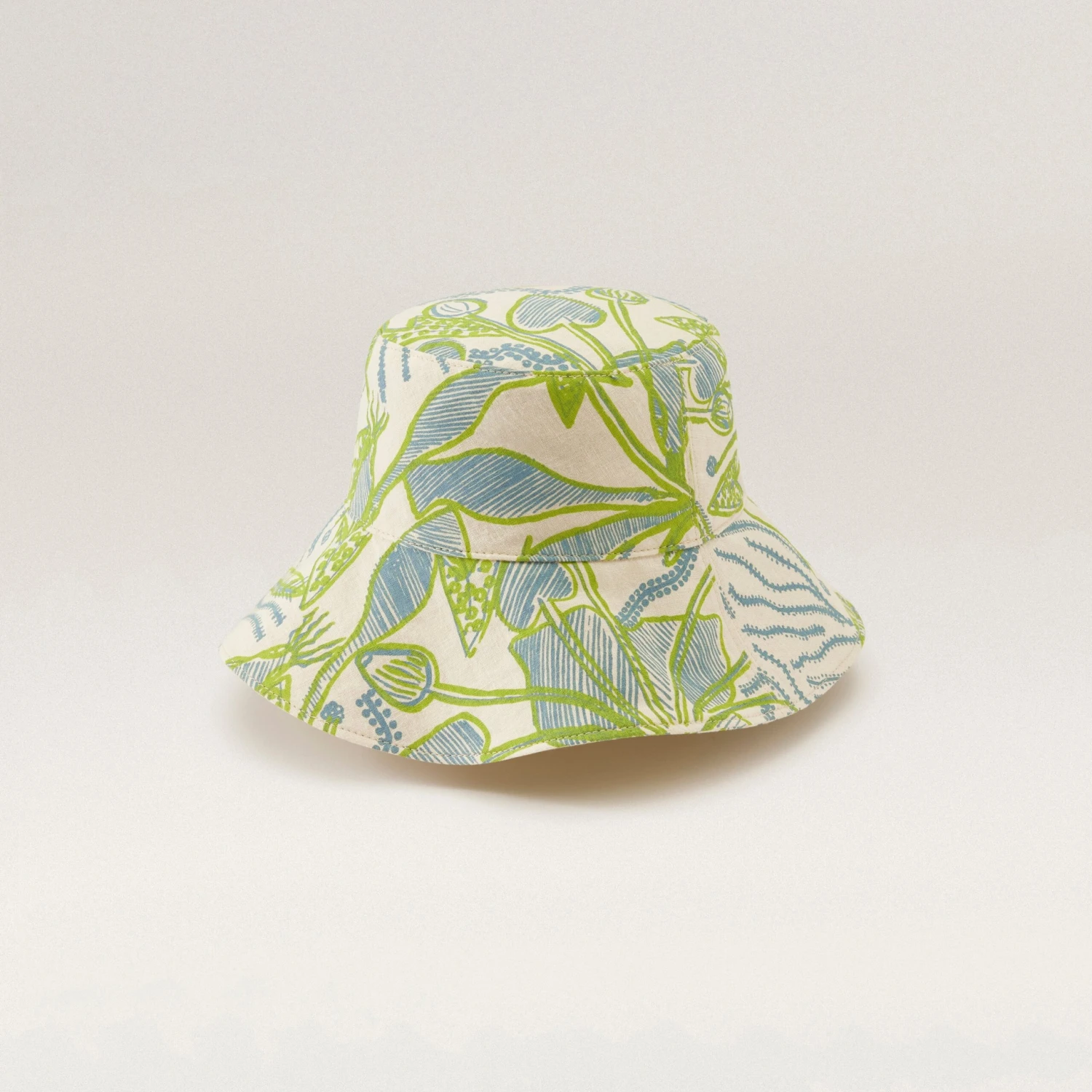 HK X Bábbarra Sky Hat 4 HK X Bábbarra Sky Hat - Image 2