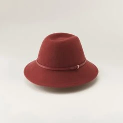 Lumie 9 Lumie -Chic & Cozy LUMIE HAT51605 DeRustRub 3